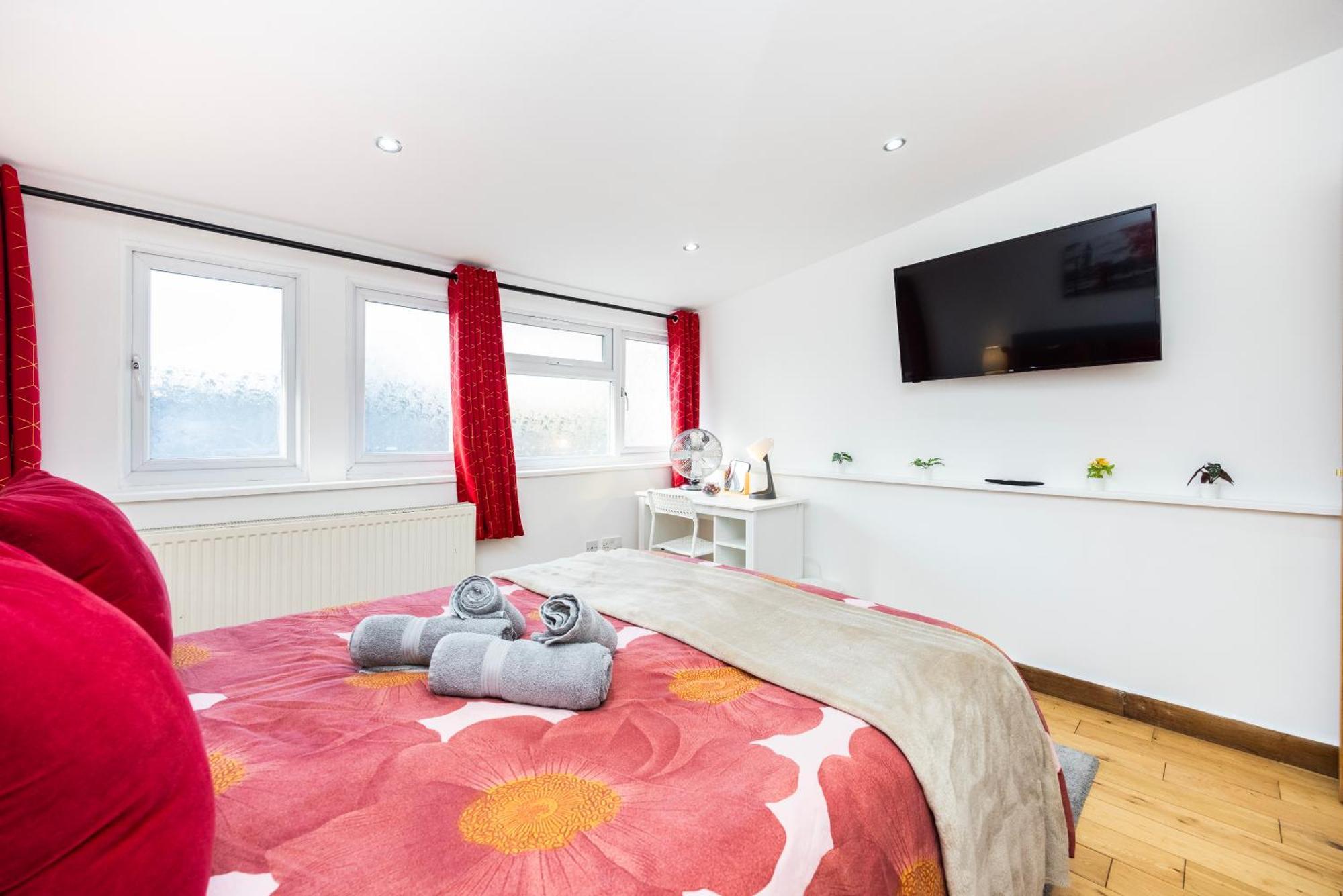 2 Bedroom Charming & Magnificent Flat Appartamento Londra